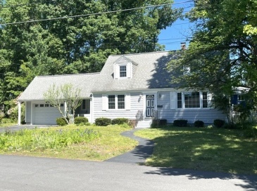 110 Longmeadow Dr, Lowell, Massachusetts, 3 Bedrooms Bedrooms, 7 Rooms Rooms,2 BathroomsBathrooms,Residential,For Sale,Longmeadow Dr,73533133 110 Longmeadow Dr, Lowell, Massachusetts, 3 Bedrooms Bedrooms, 7 Rooms Rooms,2 BathroomsBathrooms,Residential,For Sale,Longmeadow Dr,73533133