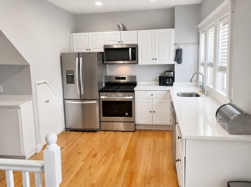323 Bainbridge St., Malden, Massachusetts, 3 Bedrooms Bedrooms, 6 Rooms Rooms,2 BathroomsBathrooms,Residential Lease,For Rent,Bainbridge St.,73532983 323 Bainbridge St., Malden, Massachusetts, 3 Bedrooms Bedrooms, 6 Rooms Rooms,2 BathroomsBathrooms,Residential Lease,For Rent,Bainbridge St.,73532983
