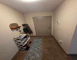 277 W Main Street, Marlborough, Massachusetts, 1 Bedroom Bedrooms, 3 Rooms Rooms,1 BathroomBathrooms,Residential,For Sale,W Main Street,73532936