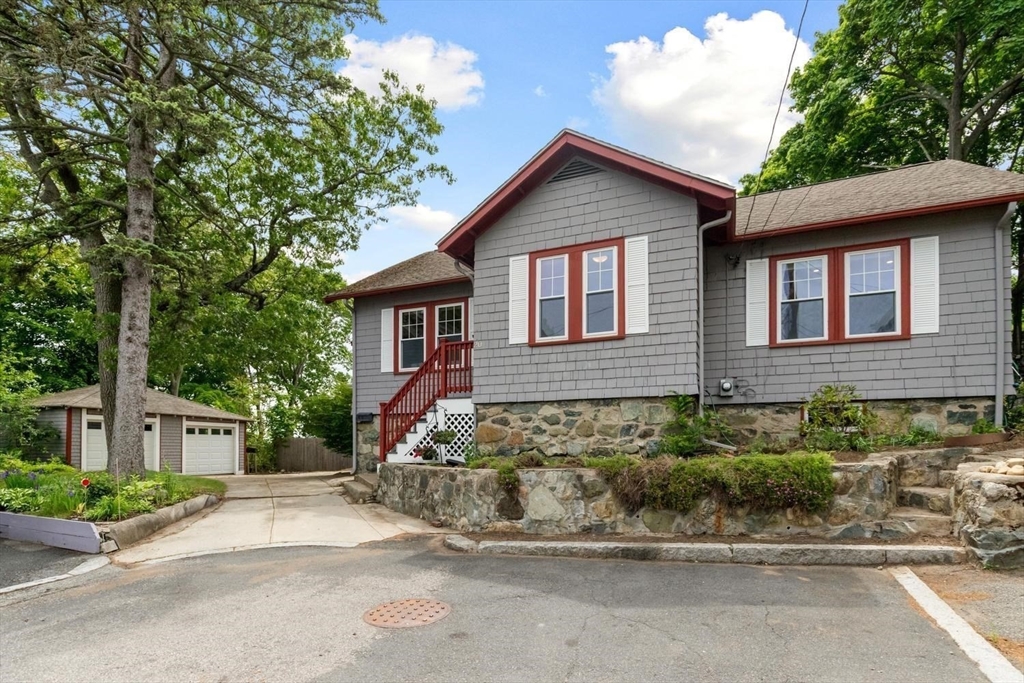 20 Winn Terrace, Malden, Massachusetts, 3 Bedrooms Bedrooms, 6 Rooms Rooms,1 BathroomBathrooms,Residential,For Sale,Winn Terrace,73533004