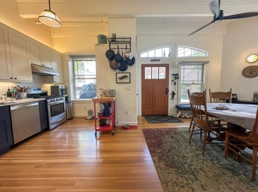 15 Saint Marys Court, Brookline, Massachusetts, 1 Bedroom Bedrooms, 4 Rooms Rooms,1.5 BathroomsBathrooms,Residential Lease,For Rent,Saint Marys Court,73533176 15 Saint Marys Court, Brookline, Massachusetts, 1 Bedroom Bedrooms, 4 Rooms Rooms,1.5 BathroomsBathrooms,Residential Lease,For Rent,Saint Marys Court,73533176