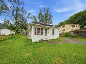 3 Brief St, Worcester, Massachusetts, 1 Bedroom Bedrooms, 3 Rooms Rooms,1 BathroomBathrooms,Residential,For Sale,Brief St,73533172 3 Brief St, Worcester, Massachusetts, 1 Bedroom Bedrooms, 3 Rooms Rooms,1 BathroomBathrooms,Residential,For Sale,Brief St,73533172
