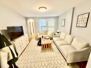 109 Salem, Boston, Massachusetts, 4 Bedrooms Bedrooms, 6 Rooms Rooms,1 BathroomBathrooms,Residential Lease,For Rent,Salem,73533014 109 Salem, Boston, Massachusetts, 4 Bedrooms Bedrooms, 6 Rooms Rooms,1 BathroomBathrooms,Residential Lease,For Rent,Salem,73533014
