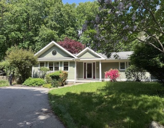 15 Central St., Acton, Massachusetts, 3 Bedrooms Bedrooms, 6 Rooms Rooms,1.5 BathroomsBathrooms,Residential,For Sale,Central St.,73532807