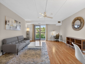 159 Main St, Stoneham, Massachusetts, 1 Bedroom Bedrooms, 4 Rooms Rooms,1 BathroomBathrooms,Residential,For Sale,Main St,73533229