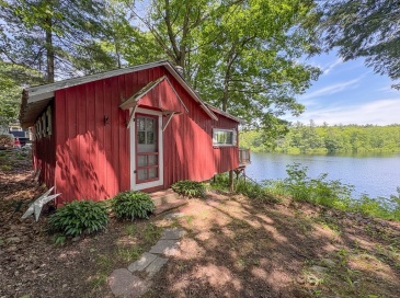 33 Watatic Pond Rd, Ashburnham, Massachusetts, 1 Bedroom Bedrooms, 3 Rooms Rooms,0.5 BathroomBathrooms,Residential,For Sale,Watatic Pond Rd,73532603
