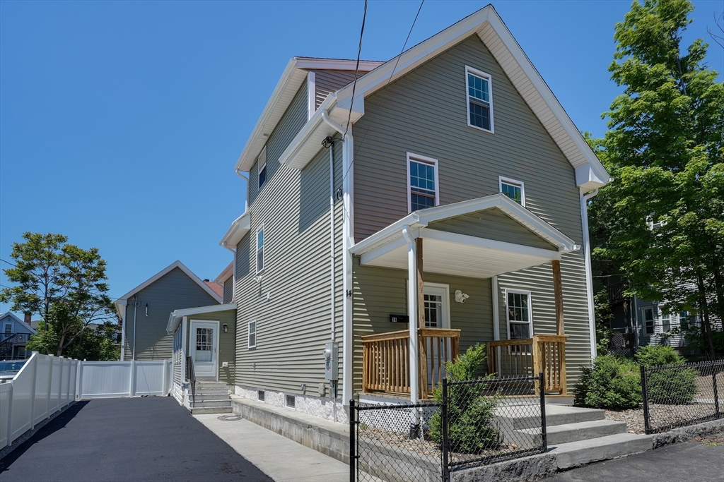 14 Highland Ave, Fitchburg, Massachusetts, 5 Bedrooms Bedrooms, 10 Rooms Rooms,4.5 BathroomsBathrooms,Residential,For Sale,Highland Ave,73532746