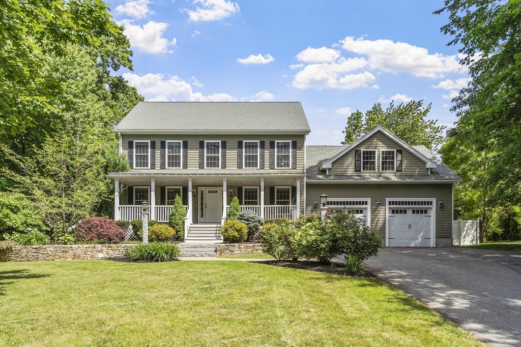 42 Ballard Street, Tewksbury, Massachusetts, 3 Bedrooms Bedrooms, 7 Rooms Rooms,3.5 BathroomsBathrooms,Residential,For Sale,Ballard Street,73532257