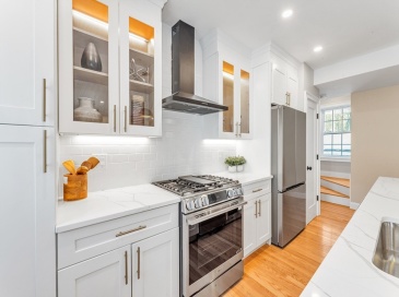112 Armandine Street, Boston, Massachusetts, 3 Bedrooms Bedrooms, 6 Rooms Rooms,2.5 BathroomsBathrooms,Residential,For Sale,Armandine Street,73532621