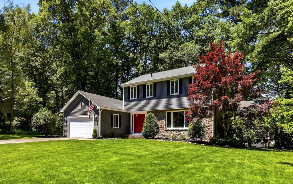 25 Revolutionary Rd, Acton, Massachusetts, 4 Bedrooms Bedrooms, 11 Rooms Rooms,2.5 BathroomsBathrooms,Residential,For Sale,Revolutionary Rd,73533064