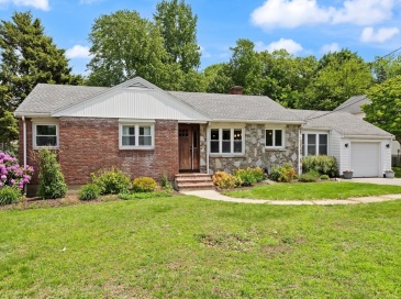 178 Webster St, Needham, Massachusetts, 3 Bedrooms Bedrooms, 6 Rooms Rooms,2 BathroomsBathrooms,Residential,For Sale,Webster St,73533277 178 Webster St, Needham, Massachusetts, 3 Bedrooms Bedrooms, 6 Rooms Rooms,2 BathroomsBathrooms,Residential,For Sale,Webster St,73533277