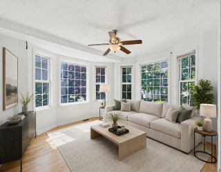 26 Oakwood St, Boston, Massachusetts, 4 Bedrooms Bedrooms, 7 Rooms Rooms,2.5 BathroomsBathrooms,Residential,For Sale,Oakwood St,73533267