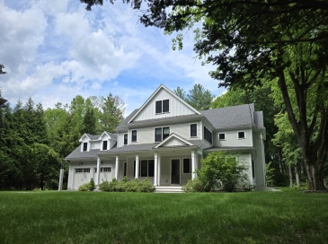 135 Williams Rd, Concord, Massachusetts, 4 Bedrooms Bedrooms, 10 Rooms Rooms,5 BathroomsBathrooms,Residential,For Sale,Williams Rd,73533283