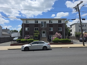 70 Mudge St, Lynn, Massachusetts, 1 Bedroom Bedrooms, 3 Rooms Rooms,1 BathroomBathrooms,Residential,For Sale,Mudge St,73533493