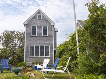56 Plymouth Ave, Duxbury, Massachusetts, 4 Bedrooms Bedrooms, 6 Rooms Rooms,2 BathroomsBathrooms,Residential Lease,For Rent,Plymouth Ave,73533490