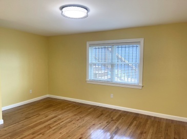 17 Proctor St, Peabody, Massachusetts, 2 Bedrooms Bedrooms, 4 Rooms Rooms,1 BathroomBathrooms,Residential Lease,For Rent,Proctor St,73533497