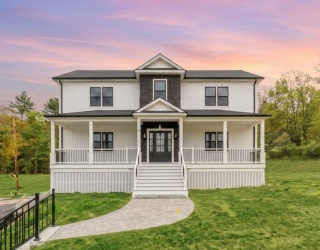 4 Eagleton S, Spencer, Massachusetts, 4 Bedrooms Bedrooms, 7 Rooms Rooms,3.5 BathroomsBathrooms,Residential,For Sale,Eagleton S,73533151
