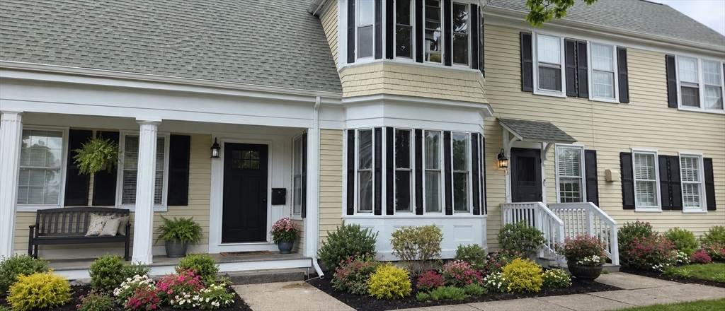 83 Union St, Rockland, Massachusetts, 5 Bedrooms Bedrooms, 12 Rooms Rooms,2 BathroomsBathrooms,Residential,For Sale,Union St,73533101