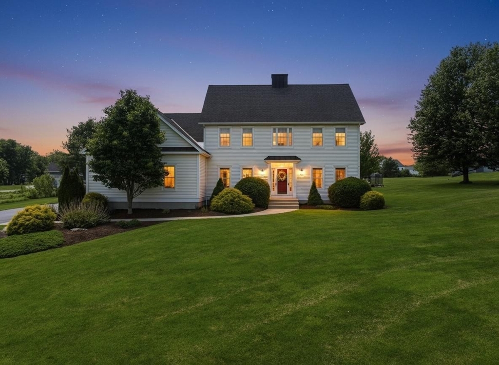 7 Stone Road, Millbury, Massachusetts, 4 Bedrooms Bedrooms, 10 Rooms Rooms,2.5 BathroomsBathrooms,Residential,For Sale,Stone Road,73533302