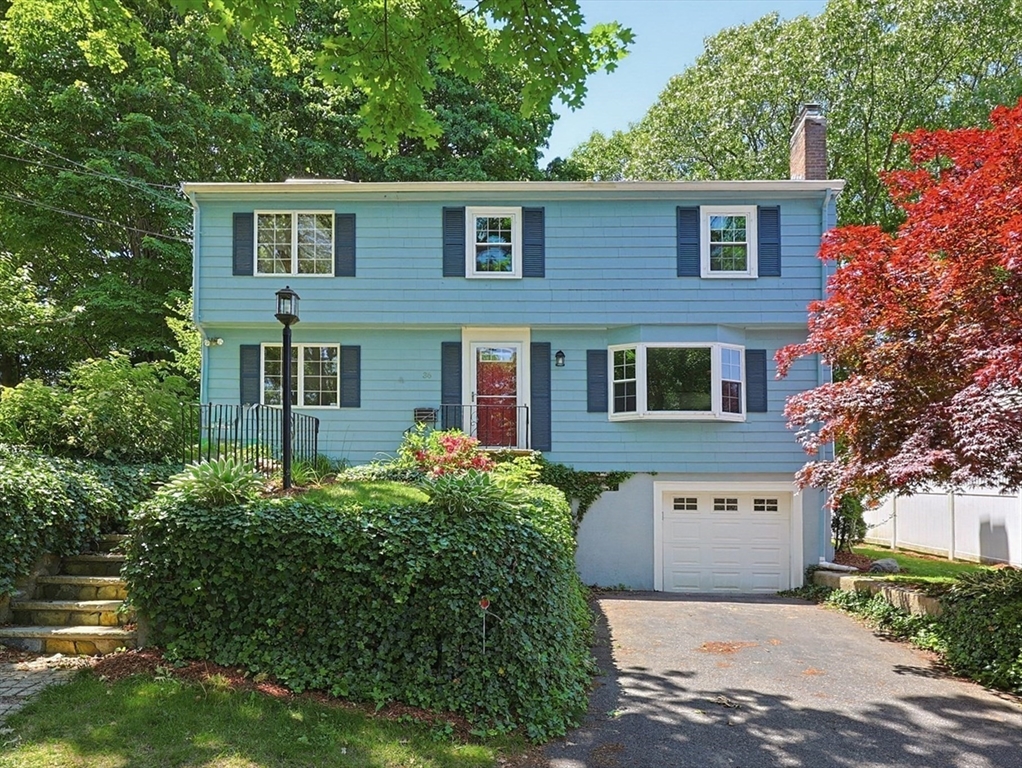 36 Grandview Ave, Melrose, Massachusetts, 4 Bedrooms Bedrooms, 8 Rooms Rooms,2 BathroomsBathrooms,Residential,For Sale,Grandview Ave,73533316