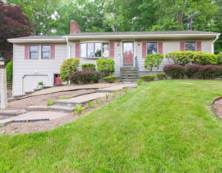 58 Cedar Hill Rd, Ashland, Massachusetts, 3 Bedrooms Bedrooms, 7 Rooms Rooms,2 BathroomsBathrooms,Residential,For Sale,Cedar Hill Rd,73533174