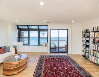 1 Seal Harbor, Winthrop, Massachusetts, 2 Bedrooms Bedrooms, 5 Rooms Rooms,2 BathroomsBathrooms,Residential,For Sale,Seal Harbor,73532729