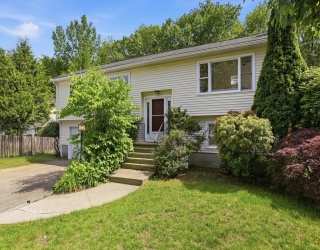 22 Railroad Avenue, Bedford, Massachusetts, 3 Bedrooms Bedrooms, 7 Rooms Rooms,3 BathroomsBathrooms,Residential,For Sale,Railroad Avenue,73533361