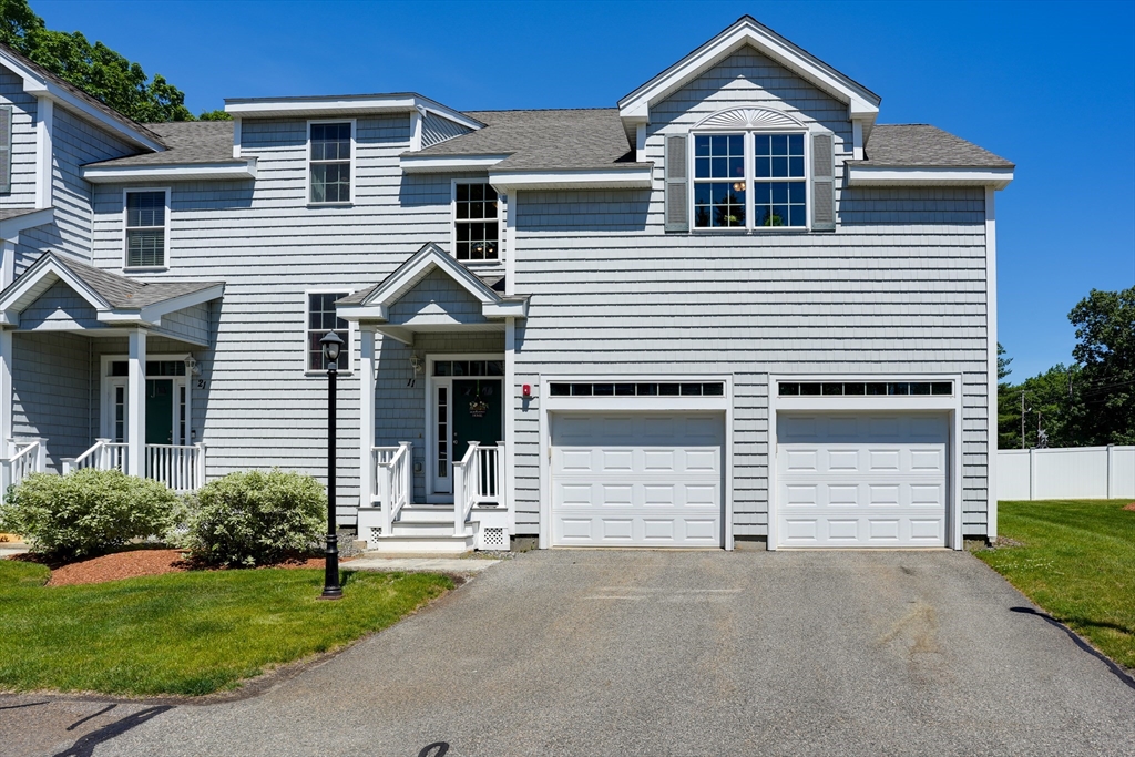 11 Nolan Ct, Tewksbury, Massachusetts, 3 Bedrooms Bedrooms, 8 Rooms Rooms,2.5 BathroomsBathrooms,Residential,For Sale,Nolan Ct,73533373