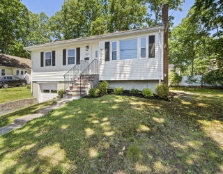 21 Pauline Street, Randolph, Massachusetts, 3 Bedrooms Bedrooms, 6 Rooms Rooms,1 BathroomBathrooms,Residential,For Sale,Pauline Street,73533383