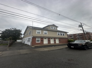 92-94 Waltham Street, Watertown, Massachusetts, 1 Bedroom Bedrooms, 5 Rooms Rooms,1 BathroomBathrooms,Residential Lease,For Rent,Waltham Street,73533387 92-94 Waltham Street, Watertown, Massachusetts, 1 Bedroom Bedrooms, 5 Rooms Rooms,1 BathroomBathrooms,Residential Lease,For Rent,Waltham Street,73533387