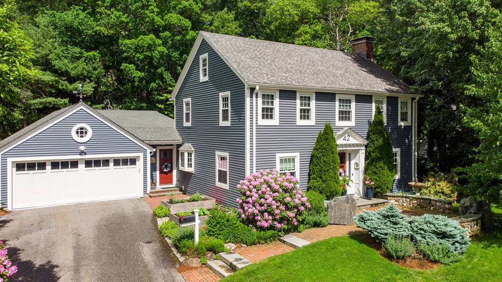 42 Buckman Drive, Lexington, Massachusetts, 3 Bedrooms Bedrooms, 10 Rooms Rooms,2.5 BathroomsBathrooms,Residential,For Sale,Buckman Drive,73533413