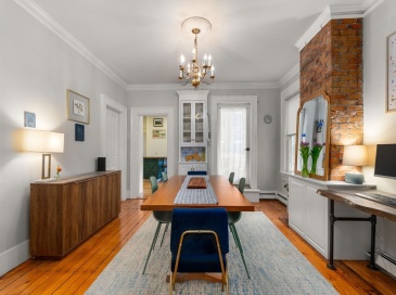 97 Bartlett St, Boston, Massachusetts, 2 Bedrooms Bedrooms, 5 Rooms Rooms,1 BathroomBathrooms,Residential,For Sale,Bartlett St,73505304