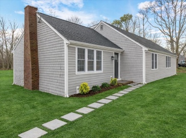 3 Bristol Ave, Barnstable, Massachusetts, 4 Bedrooms Bedrooms, 7 Rooms Rooms,2 BathroomsBathrooms,Residential,For Sale,Bristol Ave,73501141