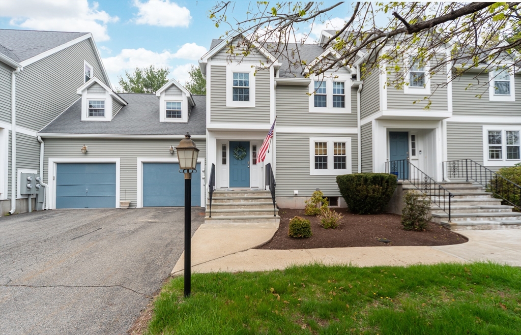 3 Daniel Dr., Easton, Massachusetts, 2 Bedrooms Bedrooms, 6 Rooms Rooms,2.5 BathroomsBathrooms,Residential,For Sale,Daniel Dr.,73511987
