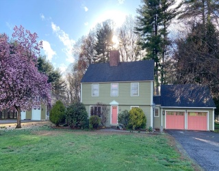 34 Gore Avenue, Hatfield, Massachusetts, 3 Bedrooms Bedrooms, 8 Rooms Rooms,3.5 BathroomsBathrooms,Residential,For Sale,Gore Avenue,73513301
