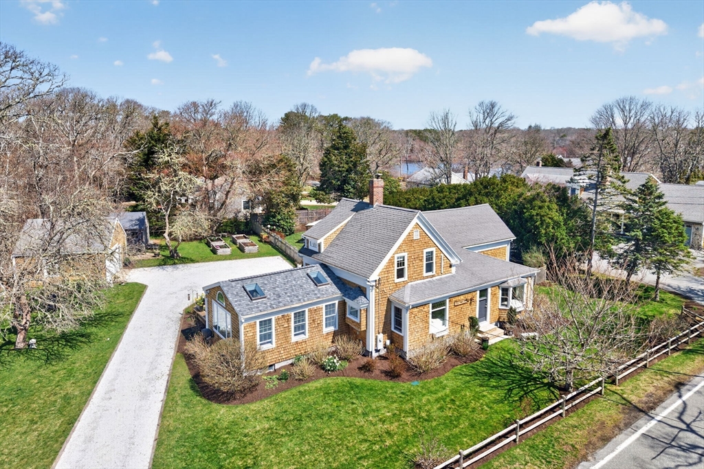 50 Long Rd, Harwich, Massachusetts, 4 Bedrooms Bedrooms, 8 Rooms Rooms,2.5 BathroomsBathrooms,Residential,For Sale,Long Rd,73505369