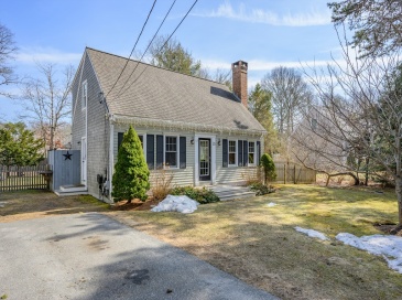 172 Skunknet Rd, Barnstable, Massachusetts, 3 Bedrooms Bedrooms, 6 Rooms Rooms,2 BathroomsBathrooms,Residential,For Sale,Skunknet Rd,73495782