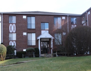 127 Kings St, Franklin, Massachusetts, 2 Bedrooms Bedrooms, 4 Rooms Rooms,1 BathroomBathrooms,Residential,For Sale,Kings St,73533567