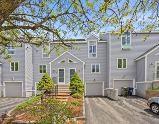 849 Boston Post Rd E, Marlborough, Massachusetts, 2 Bedrooms Bedrooms, 5 Rooms Rooms,2.5 BathroomsBathrooms,Residential,For Sale,Boston Post Rd E,73533569