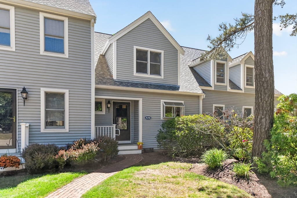 90 Shellback Way, Mashpee, Massachusetts, 2 Bedrooms Bedrooms, 4 Rooms Rooms,1.5 BathroomsBathrooms,Residential,For Sale,Shellback Way,73533593