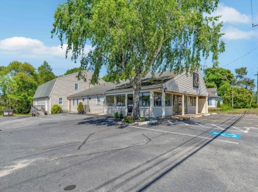 28 Main St, Dennis, Massachusetts, ,Commercial Sale,For Sale,Main St,73533592