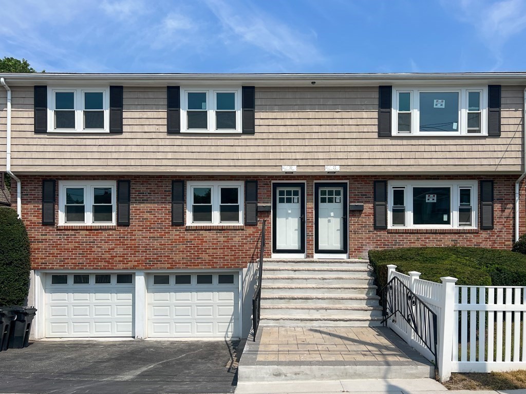 20 Chandler St, Watertown, Massachusetts, 3 Bedrooms Bedrooms, 6 Rooms Rooms,2 BathroomsBathrooms,Residential Lease,For Rent,Chandler St,73533618