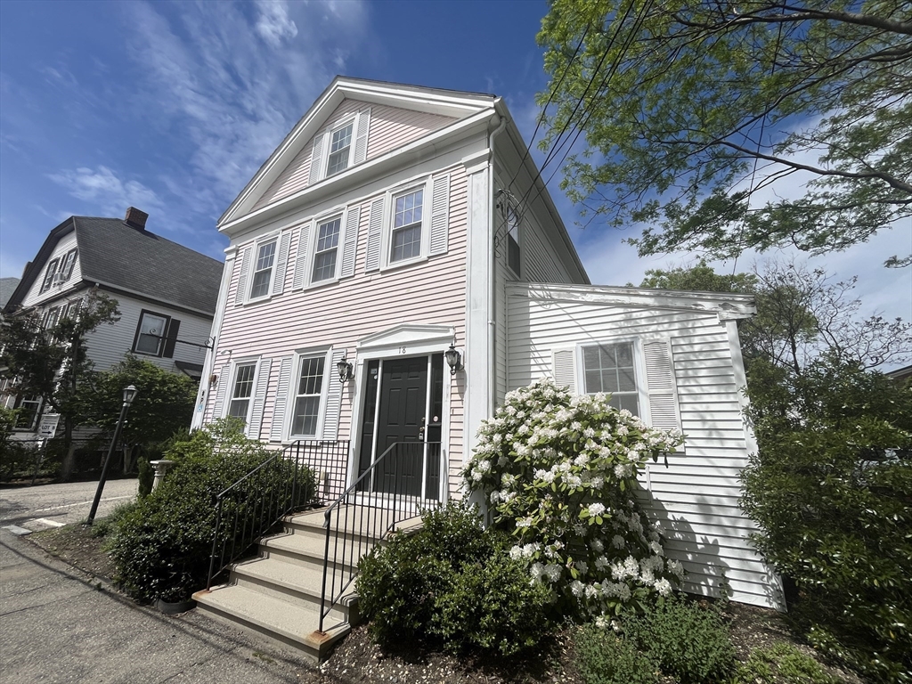 18 Titcomb St, Newburyport, Massachusetts, ,Commercial Lease,For Rent,Titcomb St,73533723