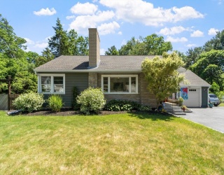 3 Chandler Rd, Wilmington, Massachusetts, 3 Bedrooms Bedrooms, 9 Rooms Rooms,2.5 BathroomsBathrooms,Residential,For Sale,Chandler Rd,73533545