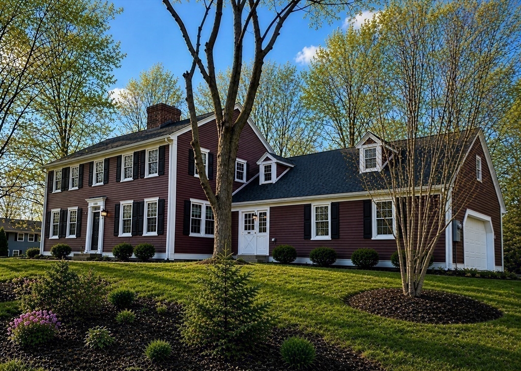 200 Highcrest Rd, Fall River, Massachusetts, 4 Bedrooms Bedrooms, 10 Rooms Rooms,3 BathroomsBathrooms,Residential,For Sale,Highcrest Rd,73533984