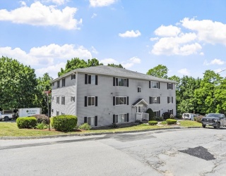 33 Huron St, Fitchburg, Massachusetts, 2 Bedrooms Bedrooms, 4 Rooms Rooms,1 BathroomBathrooms,Residential,For Sale,Huron St,73534005