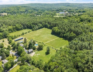 57 Old Mill Rd, Harvard, Massachusetts, 4 Bedrooms Bedrooms, 14 Rooms Rooms,3.5 BathroomsBathrooms,Residential,For Sale,Old Mill Rd,73534019