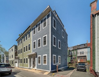 256 Bowen, Boston, Massachusetts, 2 Bedrooms Bedrooms, 4 Rooms Rooms,1.5 BathroomsBathrooms,Residential,For Sale,Bowen,73533781