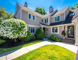 40 Jasper Lane, Randolph, Massachusetts, 2 Bedrooms Bedrooms, 5 Rooms Rooms,1.5 BathroomsBathrooms,Residential,For Sale,Jasper Lane,73533565