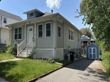 31 Acton St, Quincy, Massachusetts, 2 Bedrooms Bedrooms, 5 Rooms Rooms,1 BathroomBathrooms,Residential Lease,For Rent,Acton St,73522208
